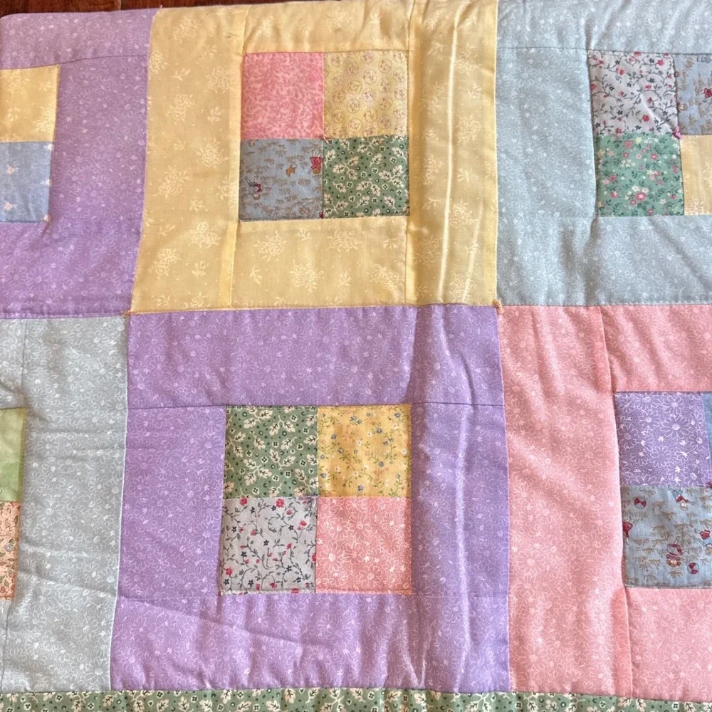 Handmade Patchwork Quilt Throw Baby Blanket Pastel Floral Multicolor 39x48
